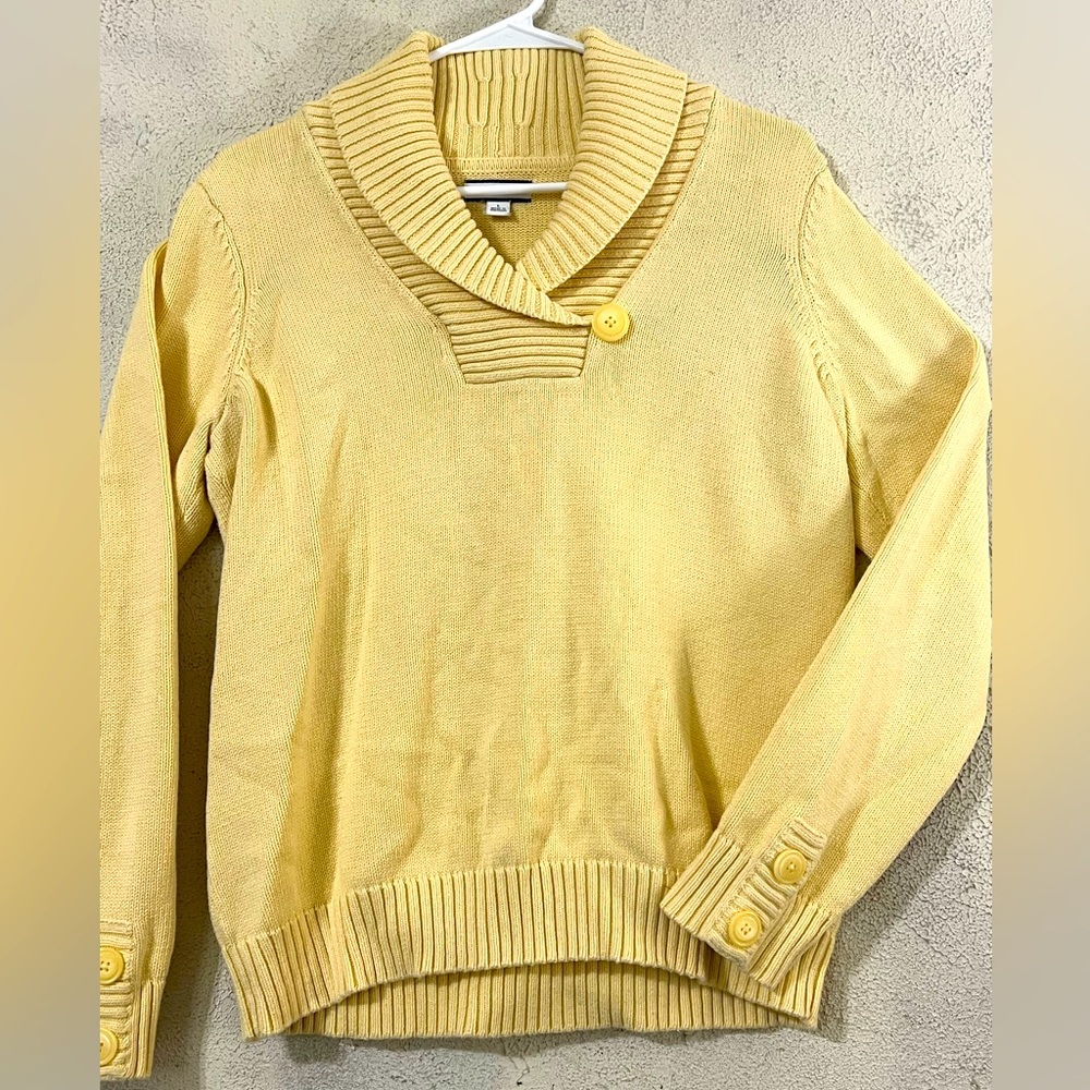 Croft and Barrow large yellow sweater